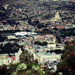Blick auf Tiflis mit Kathedrale